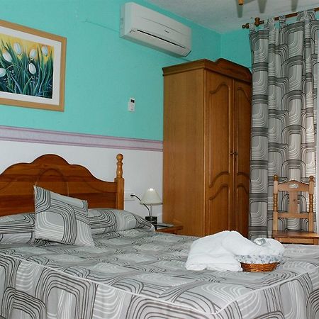 Hostal Londres Grenada Zewnętrze zdjęcie
