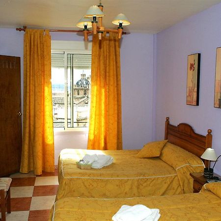 Hostal Londres Grenada Zewnętrze zdjęcie