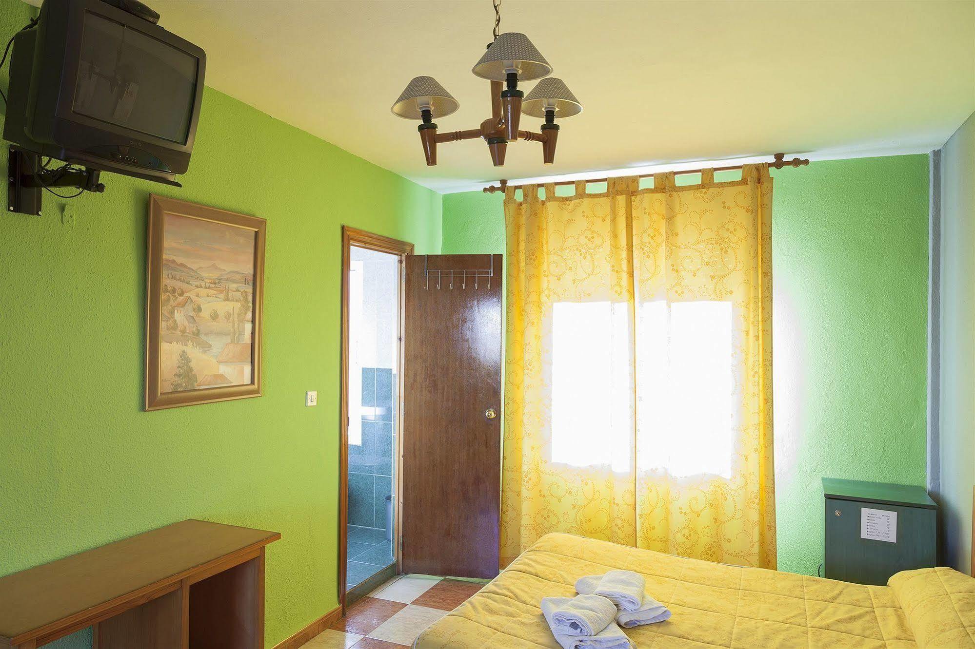 Hostal Londres Grenada Zewnętrze zdjęcie