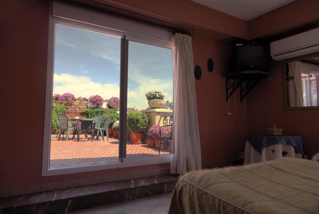 Hostal Londres Grenada Zewnętrze zdjęcie